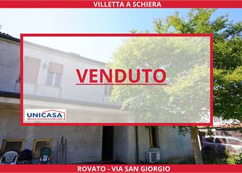 Villa bifamiliare da ristrutturare! 
