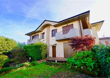 Appartamento trilocale con giardino privato! 