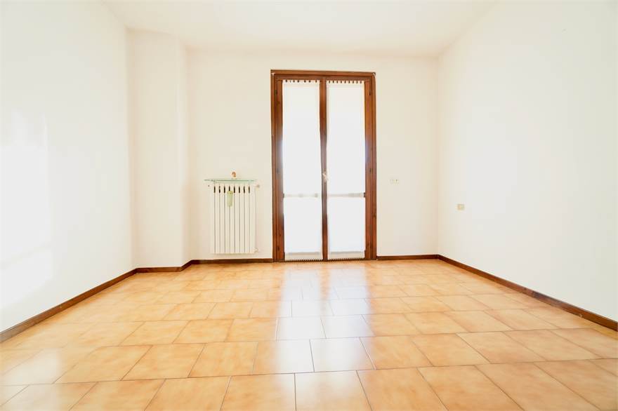 Prima camera da letto matrimoniale piano primo