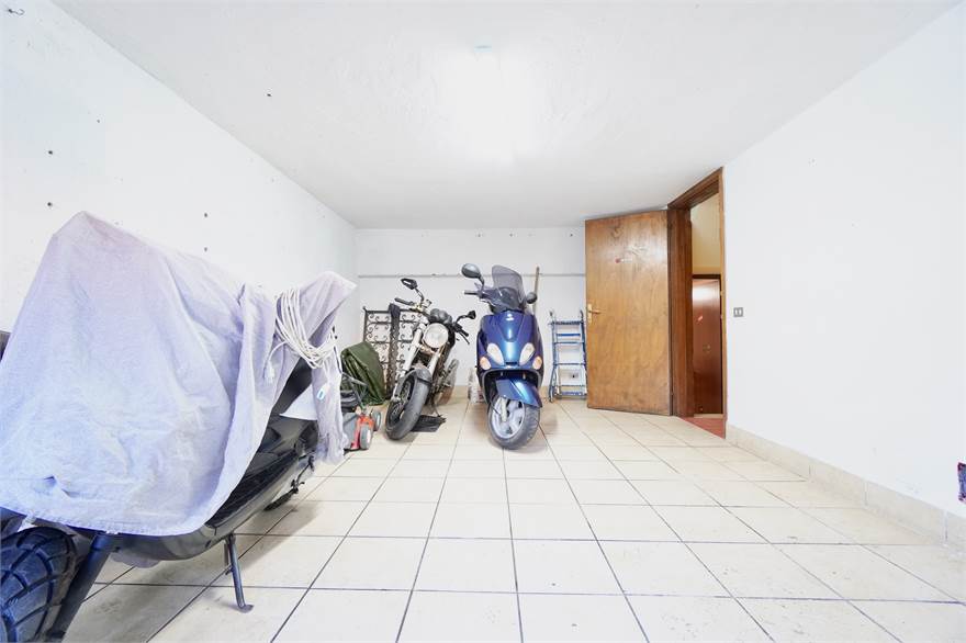 Garage singolo piano interrato