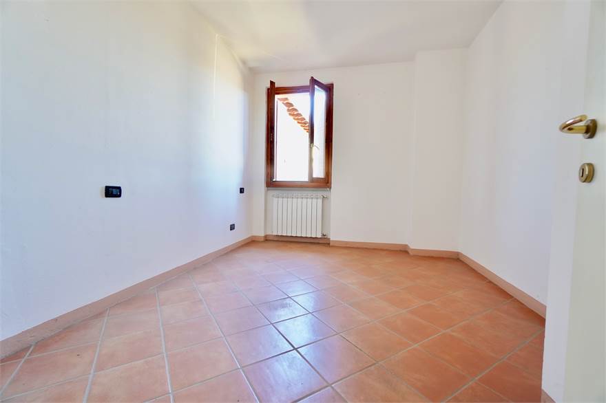 Prima camera da letto piano primo