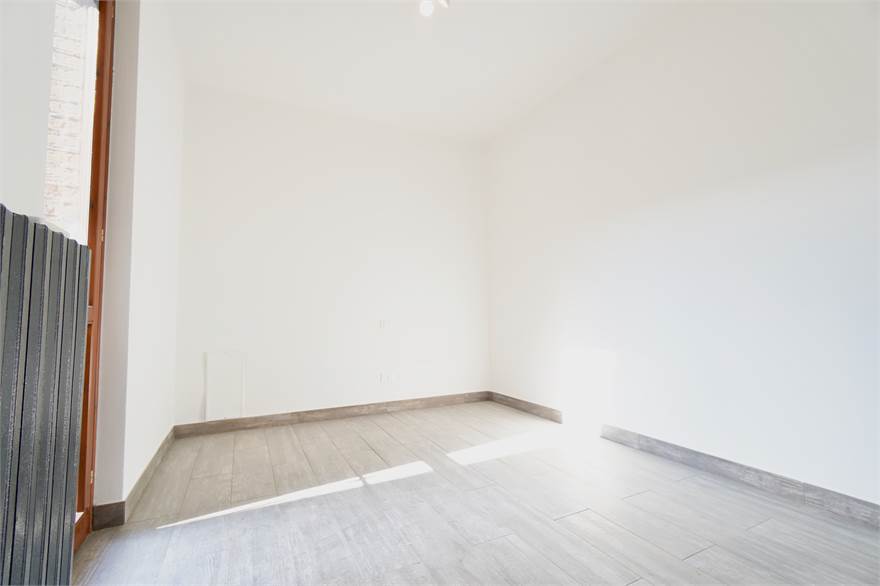 Prima camera da letto piano primo