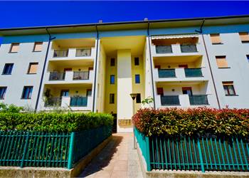 Appartamento trilocale con terrazzo! 